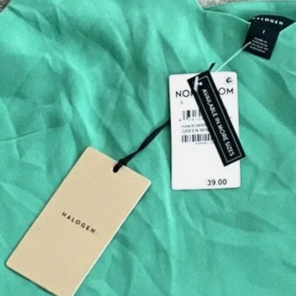 HALOGEN Scallop Detail Camisole; SZ:L; Color Green Ming. NWT. MRSP $39. - Picture 4 of 4